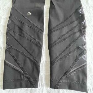 Lululemon Black Leggings with Mesh Detail size 4